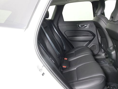 Certified 2023 Volvo XC60 B5 Plus w/ Protection Package Premier image 30