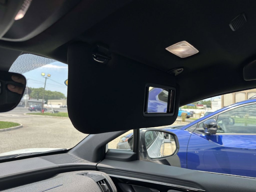Used 2025 Subaru Solterra AWD/4WD image 17