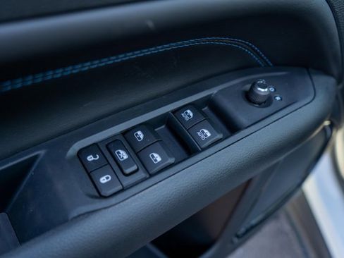 New 2026 Jeep Compass Limited image 13