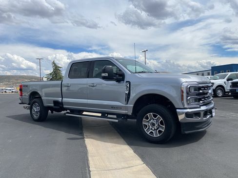Used 2024 Ford F350 Lariat AWD/4WD image 20