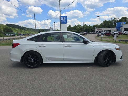 Used 2024 Honda Civic Sport image 17