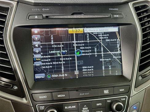 Used 2018 Hyundai Santa Fe Sport FWD image 16