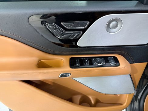 Used 2023 Lincoln Aviator Black Label w/ Dynamic Handling Package image 12