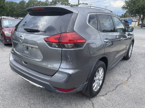 Used 2017 Nissan Rogue SV FWD image 4