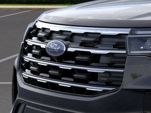 New 2025 Ford Explorer Active w/ Active Comfort Package image 17