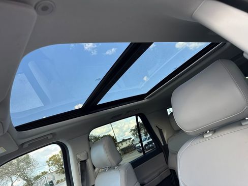 Certified 2025 Ford Expedition Max Active image 9