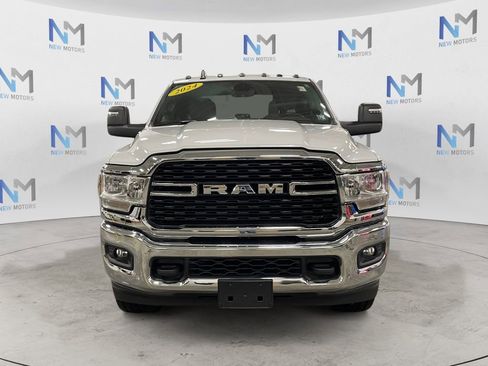 Used 2024 RAM 2500 Big Horn w/ Snow Chief Group image 8