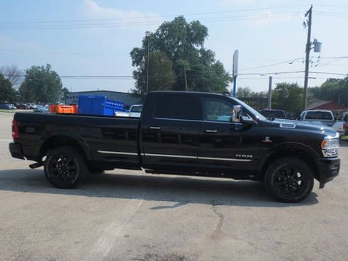 Used 2022 RAM 2500 Limited image 5