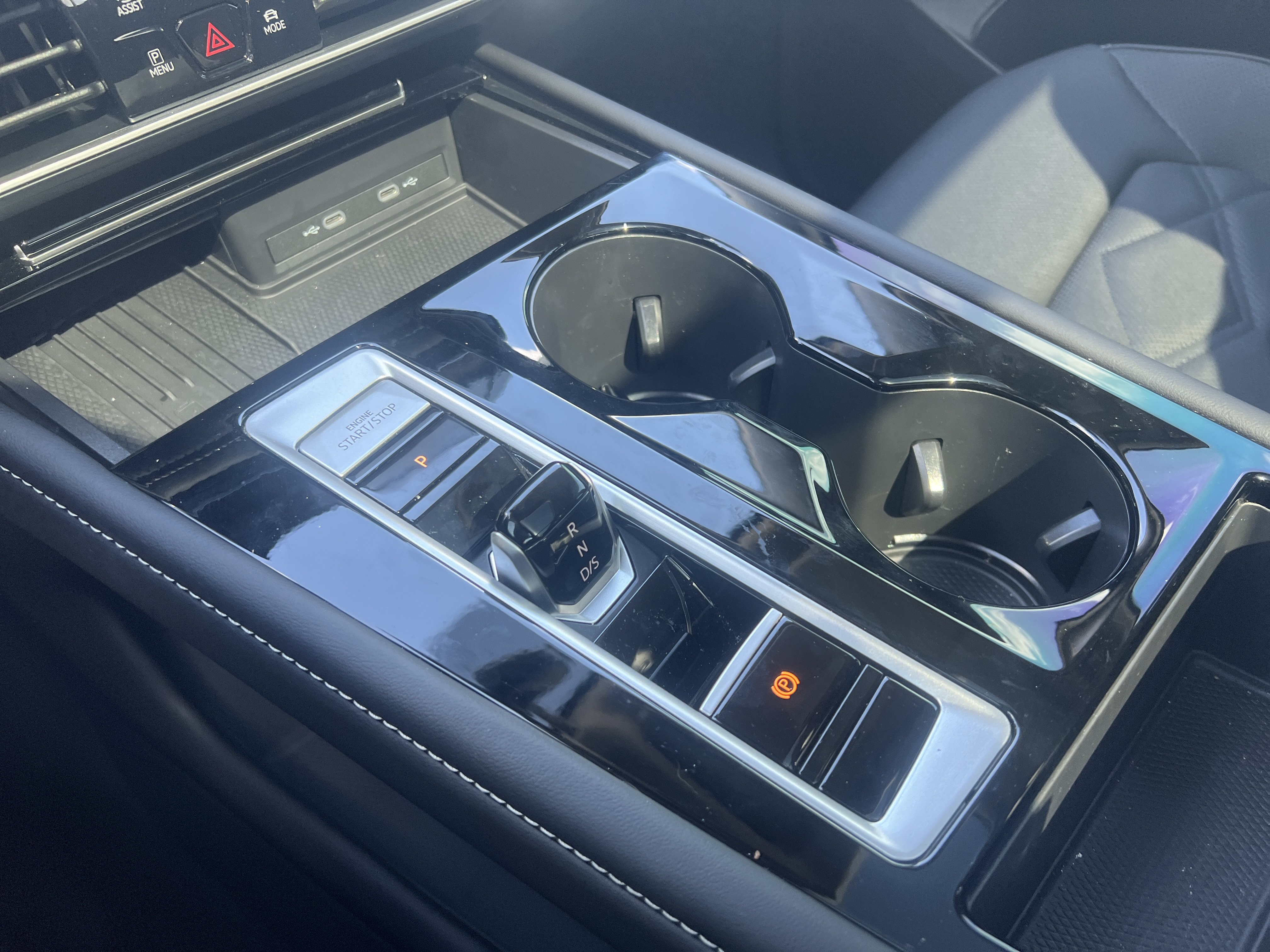 Certified 2026 Volkswagen Atlas SE FWD image 21