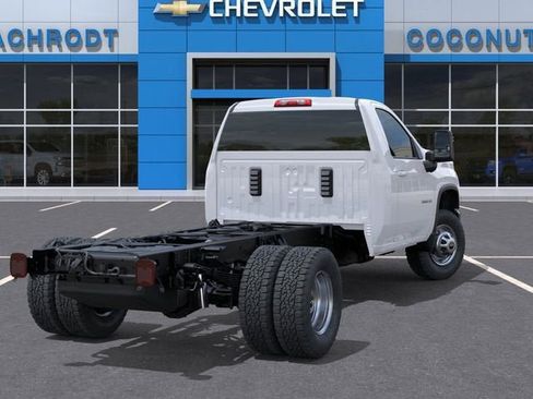 New 2025 Chevrolet Silverado 3500 W/T w/ WT Convenience Package AWD/4WD image 4