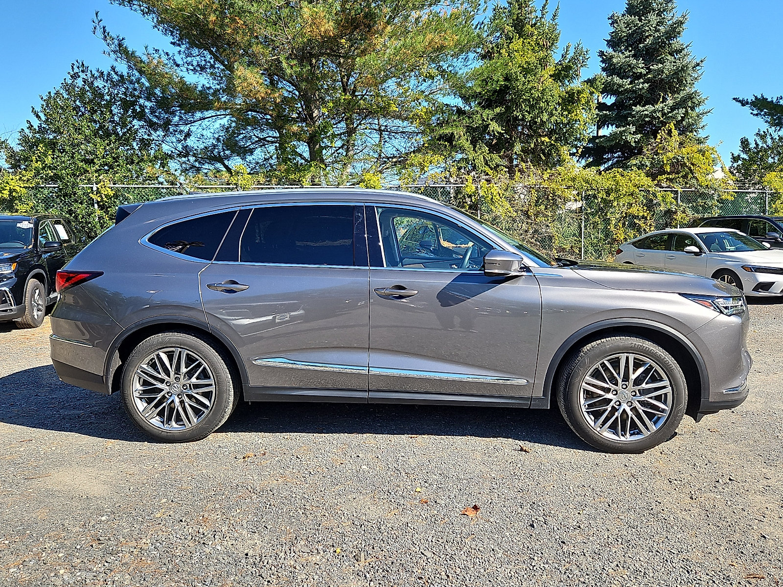 Used 2024 Acura MDX w/ Advance Package AWD/4WD image 8