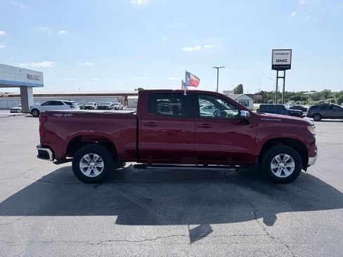 Used 2023 Chevrolet Silverado 1500 LT AWD/4WD image 6