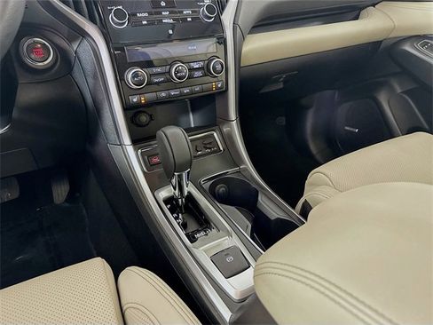 Used 2019 Subaru Ascent Limited image 25