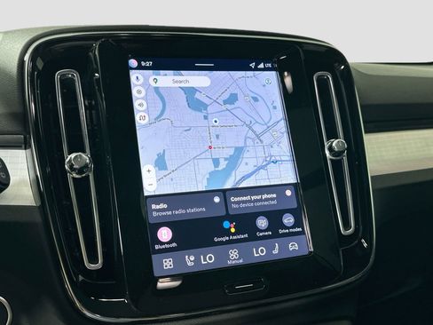 New 2026 Volvo XC40 B5 Ultra w/ Protection Package Premier image 12