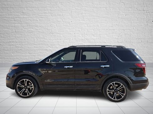 Used 2014 Ford Explorer Sport w/ Equipment Group 401A AWD/4WD image 2