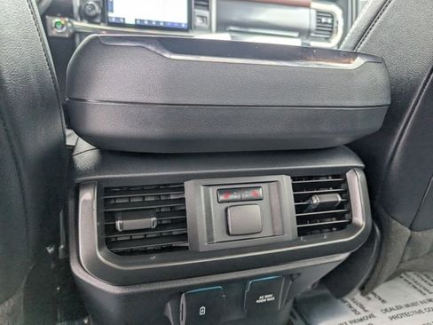 Used 2023 Ford F150 Lariat w/ Equipment Group 502A High image 22