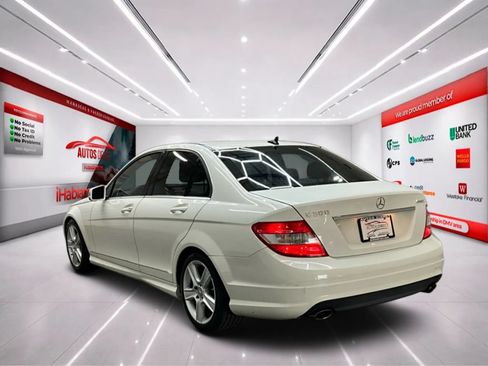 Used 2010 Mercedes-Benz C 300 4MATIC Sedan image 5