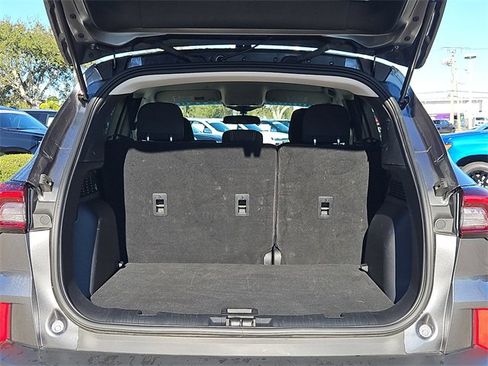 Used 2025 Ford Escape Active image 6
