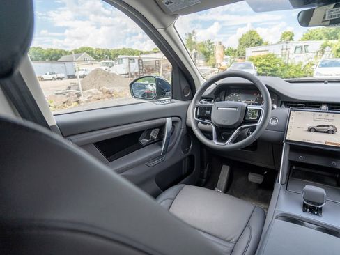 New 2025 Land Rover Discovery Sport S image 18