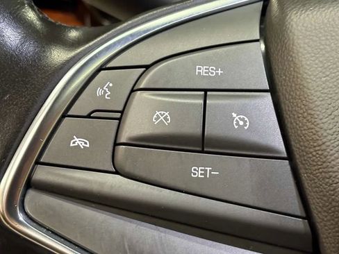 Used 2019 Cadillac XT5 Luxury AWD/4WD image 34