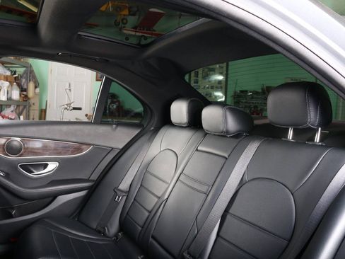 Used 2018 Mercedes-Benz C 300 Sedan image 37