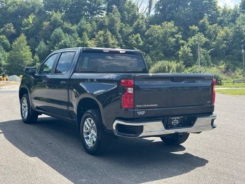 Certified 2023 Chevrolet Silverado 1500 LT AWD/4WD image 5
