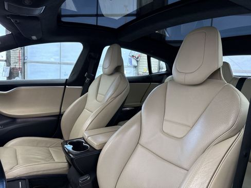 Used 2016 Tesla Model S P90D image 10