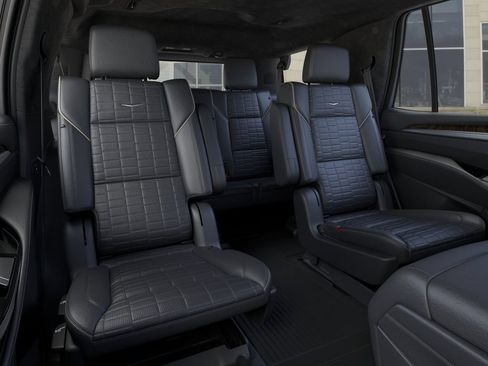 New 2026 Cadillac Escalade Platinum Sport w/ LPO, ONYX Package AWD/4WD image 17