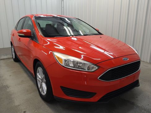 Used 2017 Ford Focus SE FWD image 13