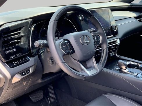 Used 2024 Lexus RX 350h w/ Accessory Package (Z1) AWD/4WD image 16