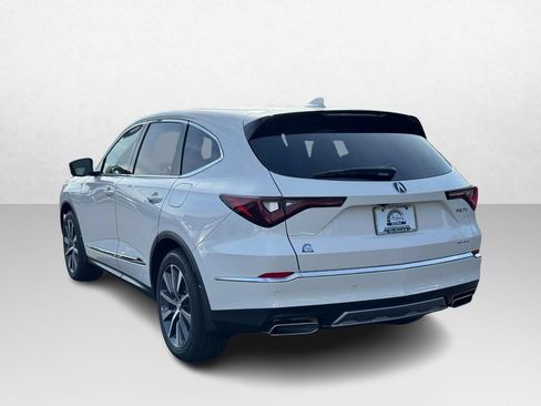 Used 2026 Acura MDX w/ Technology Package AWD/4WD image 4