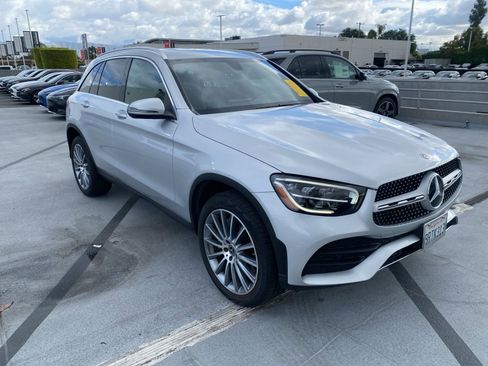 Used 2020 Mercedes-Benz GLC 300 image 2