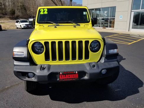 Used 2022 Jeep Wrangler Unlimited Sport AWD/4WD image 2