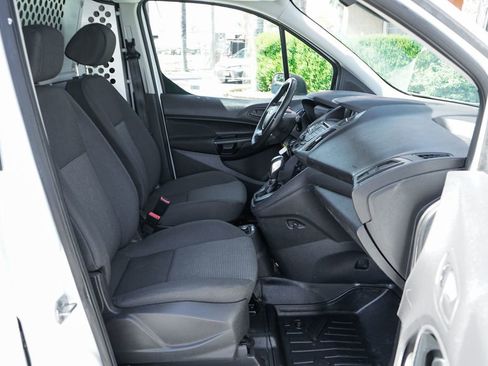 Used 2018 Ford Transit Connect XL image 36