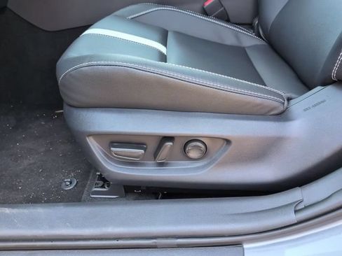 Used 2026 Toyota Camry SE FWD image 13
