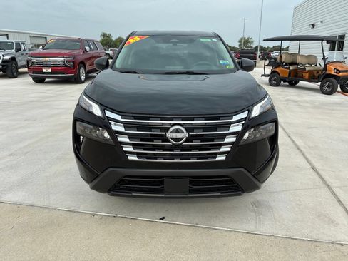 Used 2025 Nissan Rogue S FWD image 8
