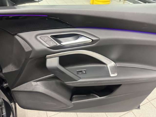 Used 2025 Audi Q5 Premium w/ Convenience Package AWD/4WD image 29