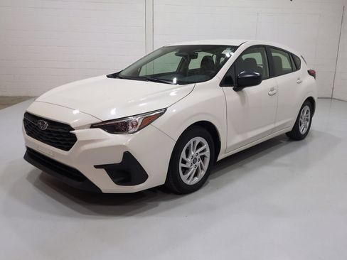Used 2024 Subaru Impreza 2.0i AWD/4WD image 7