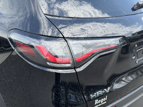 Used 2026 Honda HR-V LX image 10