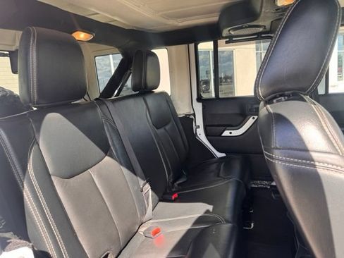 Used 2014 Jeep Wrangler Unlimited Sahara AWD/4WD image 24