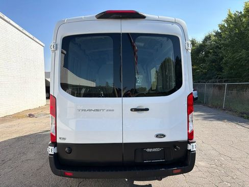 Used 2020 Ford Transit 250 Medium Roof RWD image 3