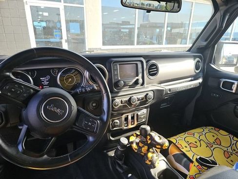 Used 2020 Jeep Wrangler Sport AWD/4WD image 17