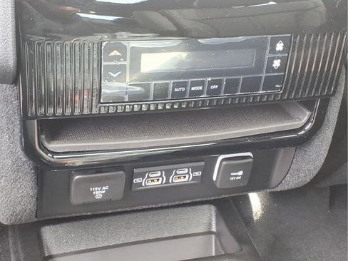New 2026 Jeep Grand Wagoneer 4WD image 26