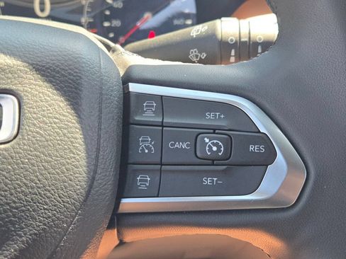 Certified 2023 Jeep Compass Limited AWD/4WD image 34