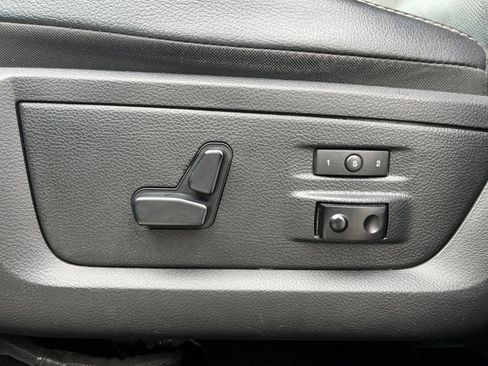 Used 2017 RAM 2500 Laramie image 13