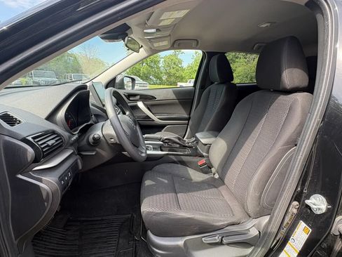 Used 2023 Mitsubishi Eclipse Cross LE AWD/4WD image 2