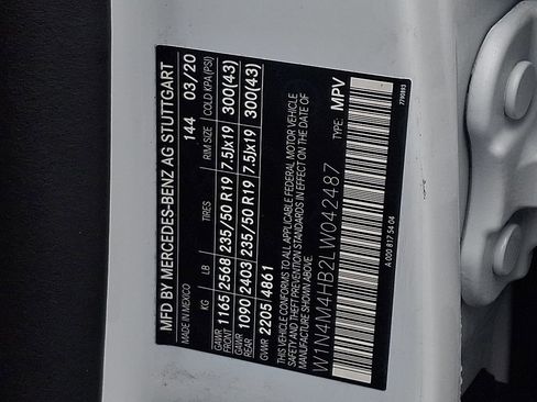 Used 2020 Mercedes-Benz GLB 250 4MATIC image 28