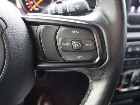 Used 2019 Jeep Wrangler Unlimited Sport S AWD/4WD image 8