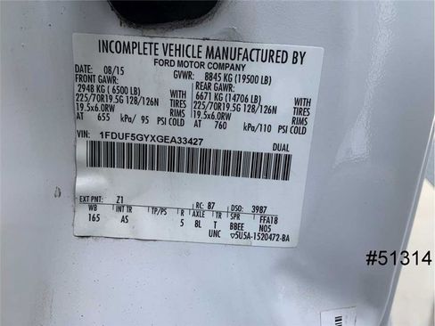 Used 2016 Ford F550 2WD Regular Cab Super Duty image 16