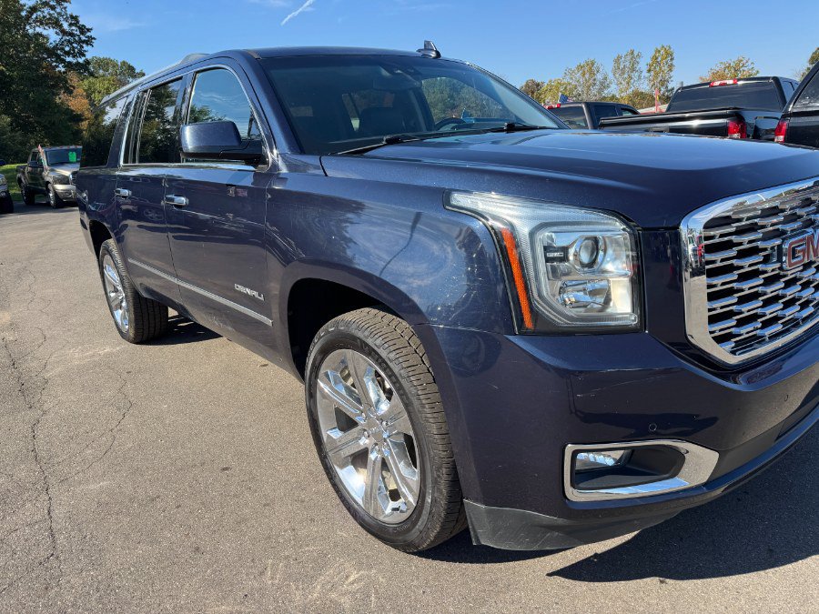 Used 2018 GMC Yukon XL Denali w/ Denali Ultimate Package AWD/4WD image 12